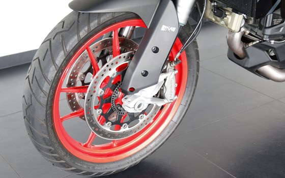 Gebrauchtmotorrad Ducati Multistrada V2 S - Bild 9