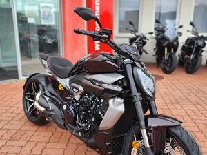Ducati XDiavel V4