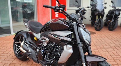 Neumotorrad Ducati XDiavel V4