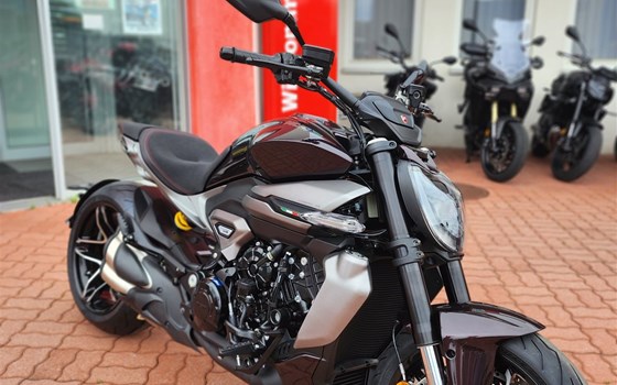 Neufahrzeug Ducati XDiavel V4 - Bild 1 Neufahrzeug Ducati XDiavel V4 - Bild 1