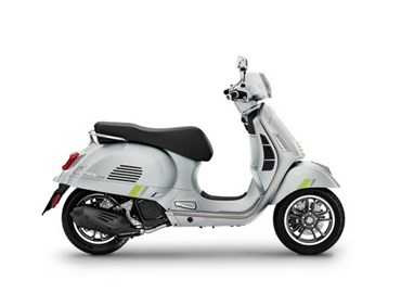 Neumotorrad Vespa GTS 300 hpe Super Tech