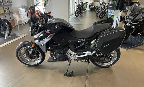 BMW F 900 R