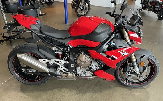Gebrauchtmotorrad BMW S 1000 R - Bild 1