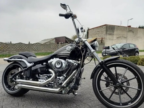 Gebrauchtmotorrad Harley-Davidson Softail Breakout FXSB