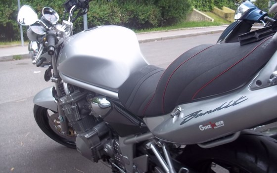 Gebrauchtmotorrad Suzuki Bandit 600 - Bild 3 Gebrauchtmotorrad Suzuki Bandit 600 - Bild 3