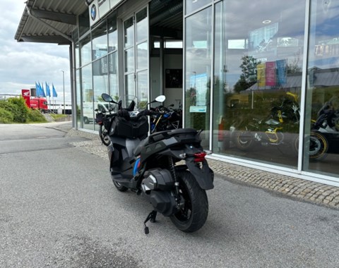 zum Vergrössern bitte anklicken!