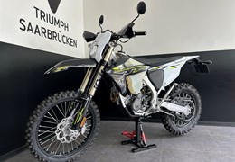 Neumotorrad Triumph TF 450-E