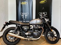 Gebrauchtmotorrad Triumph Speed Twin 900 Garantie 2027