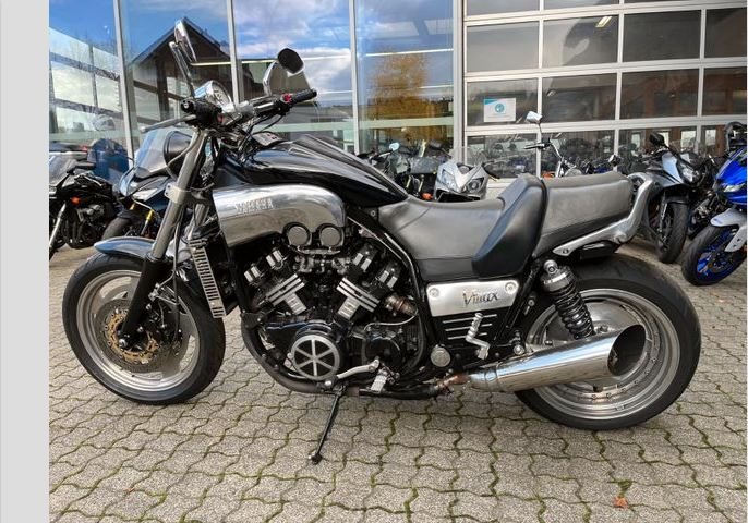 Yamaha V-MAX