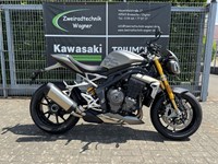 Gebrauchtmotorrad Triumph Speed Triple 1200 RS 