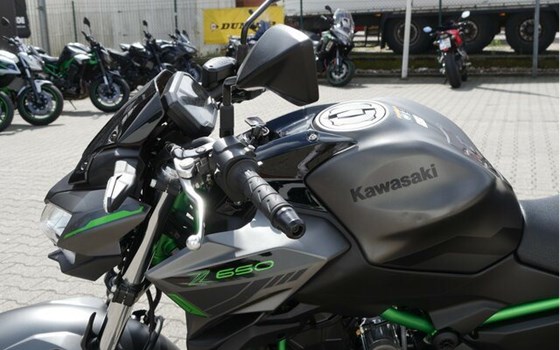 Gebrauchtmotorrad Kawasaki Z650 - Bild 12