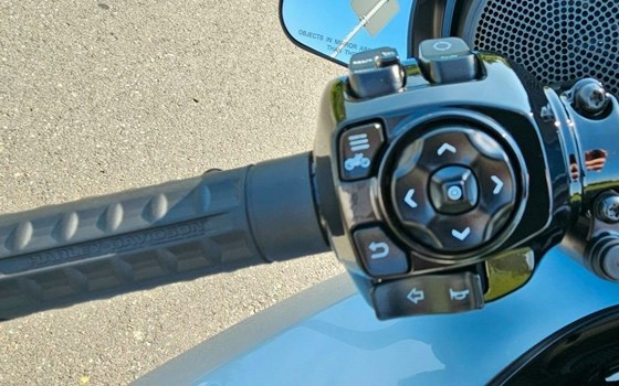 Gebrauchtmotorrad Harley-Davidson CVO Street Glide FLHXSE - Bild 8