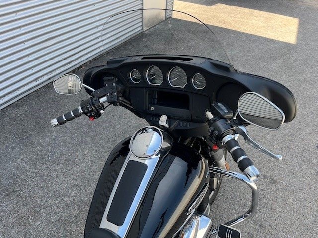 Harley-Davidson Electra Glide Police Edition (schwarz) - Bild 6