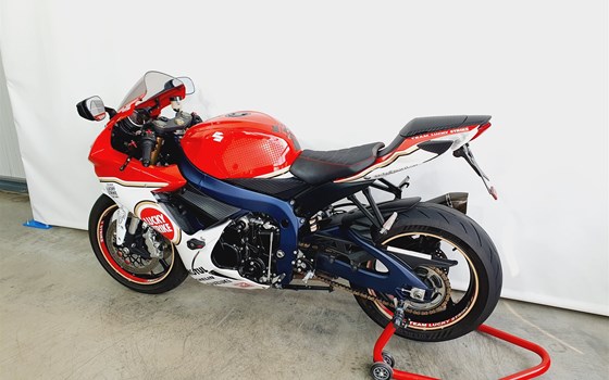 Gebrauchtmotorrad Suzuki GSX-R 750 - Bild 8