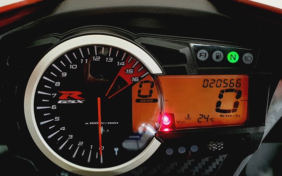 Gebrauchtmotorrad Suzuki GSX-R 750 - Bild 10