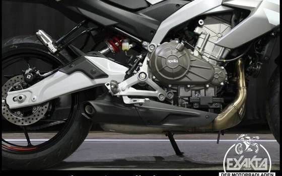 Gebrauchtmotorrad Aprilia Tuono 457 - Bild 23