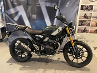 Triumph Scrambler 400 X
