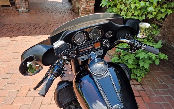 Gebrauchtmotorrad Harley-Davidson Ultra Classic E-Glide FLHTCUI - Bild 13