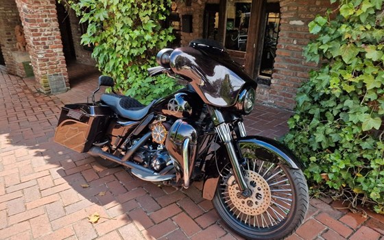 Gebrauchtmotorrad Harley-Davidson Ultra Classic E-Glide FLHTCUI - Bild 8