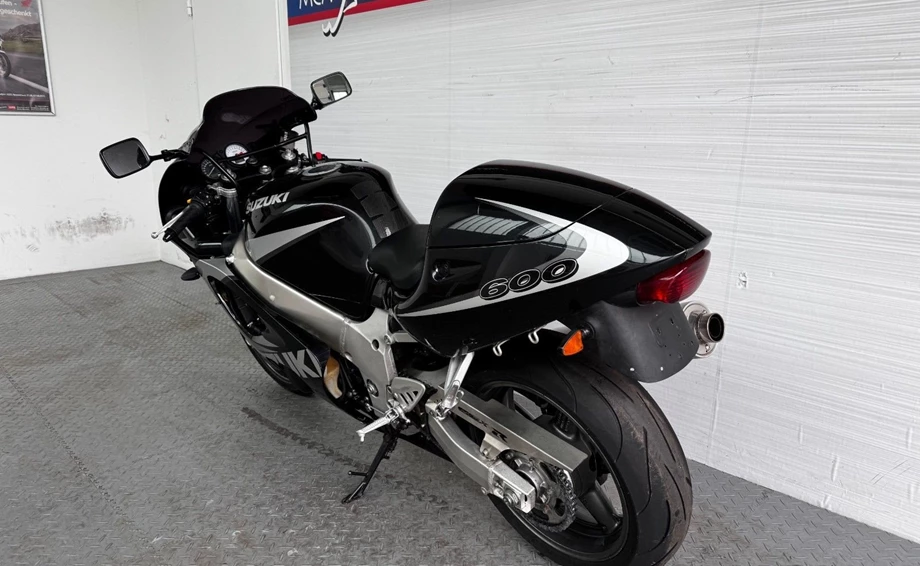 Angebot Suzuki GSX-R 600 Bild 9: Angebot Suzuki GSX-R 600