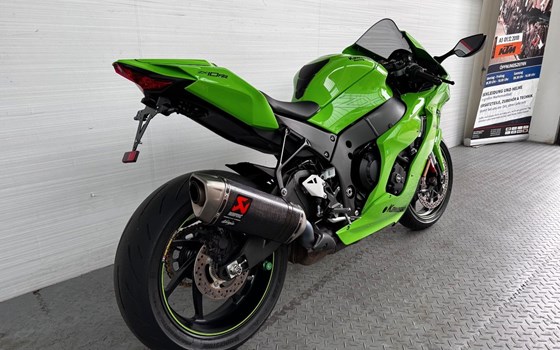 Gebrauchtmotorrad Kawasaki Ninja ZX-10RR - Bild 2
