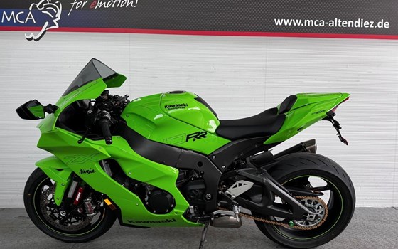 Gebrauchtmotorrad Kawasaki Ninja ZX-10RR - Bild 7