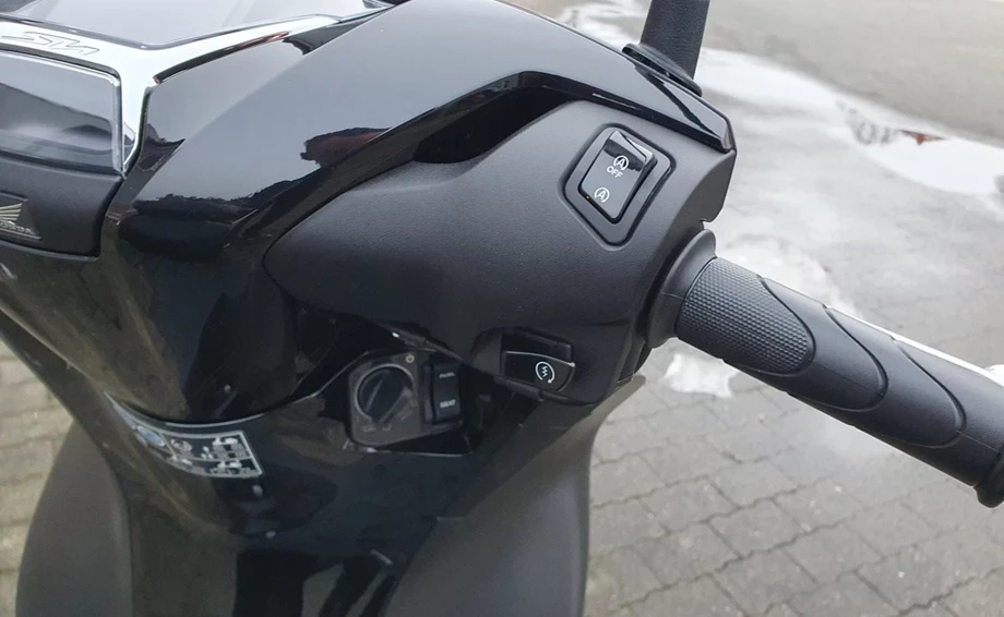 Angebot Honda SH150i Bild 12: Angebot Honda SH150i