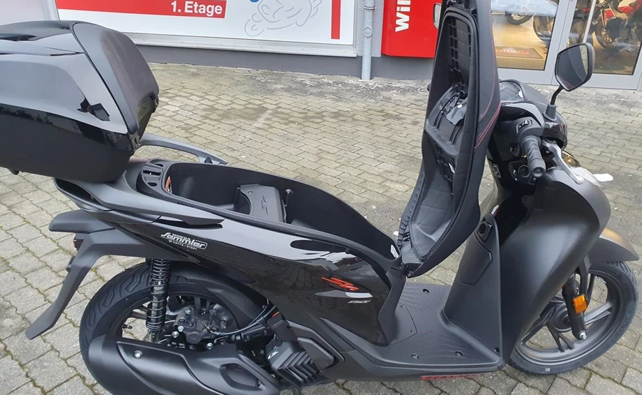 Angebot Honda SH150i Bild 16: Angebot Honda SH150i