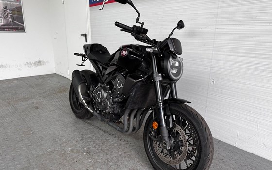 Gebrauchtmotorrad Honda CB1000R Black Edition - Bild 2