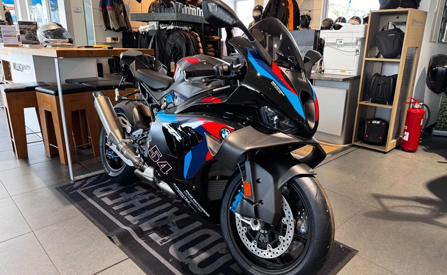 Angebot BMW M 1000 RR Bild 1: Angebot BMW M 1000 RR