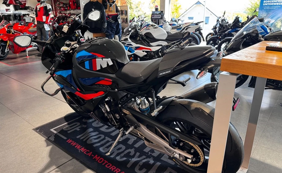 Angebot BMW M 1000 RR Bild 7: Angebot BMW M 1000 RR