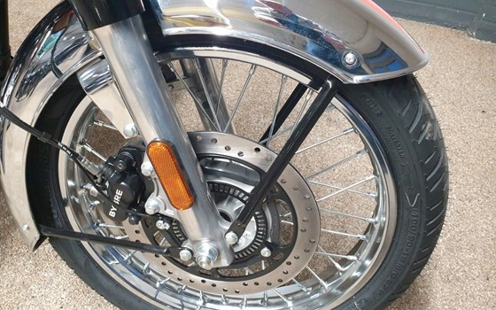 Gebrauchtmotorrad Royal Enfield Classic 350 - Bild 4