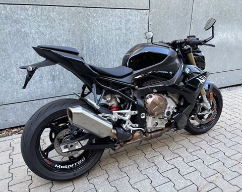 zum Vergrössern bitte anklicken!