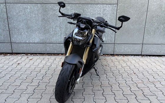 Gebrauchtmotorrad BMW S 1000 R - Bild 6