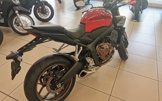 Gebrauchtmotorrad Honda CB650R - Bild 3
