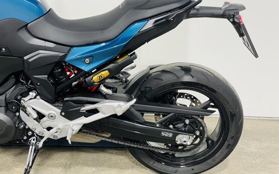 Gebrauchtmotorrad BMW F 900 R - Bild 3