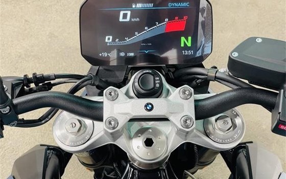 Gebrauchtmotorrad BMW F 900 R - Bild 8 Gebrauchtmotorrad BMW F 900 R - Bild 8