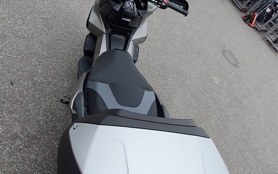 Neufahrzeug Honda ADV350 - Bild 6 Neufahrzeug Honda ADV350 - Bild 6
