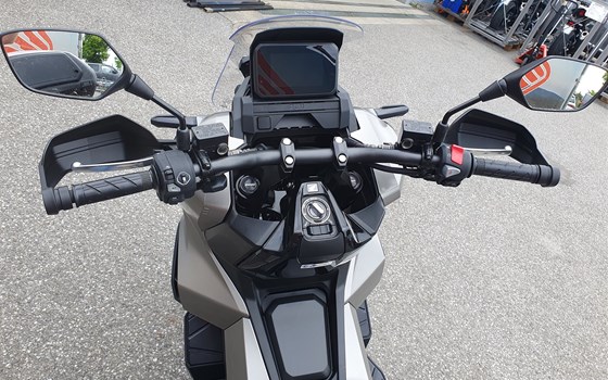 Neufahrzeug Honda ADV350 - Bild 7 Neufahrzeug Honda ADV350 - Bild 7