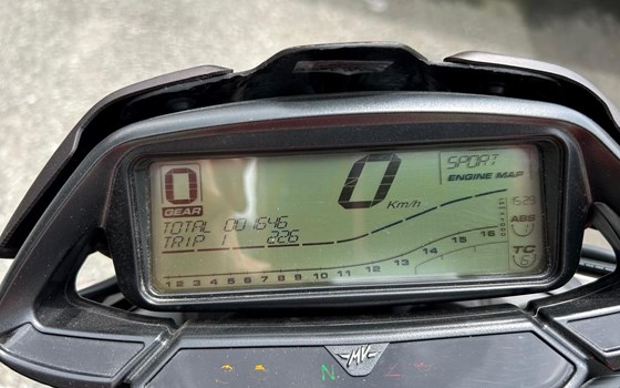 Gebrauchtmotorrad MV Agusta Dragster 800 RC - Bild 4