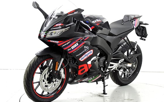 Neufahrzeug Aprilia RS 125 Replica - Bild 3