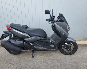 Yamaha XMAX 400