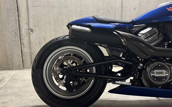 Gebrauchtmotorrad Harley-Davidson Sportster XL 1200C Custom - Bild 5