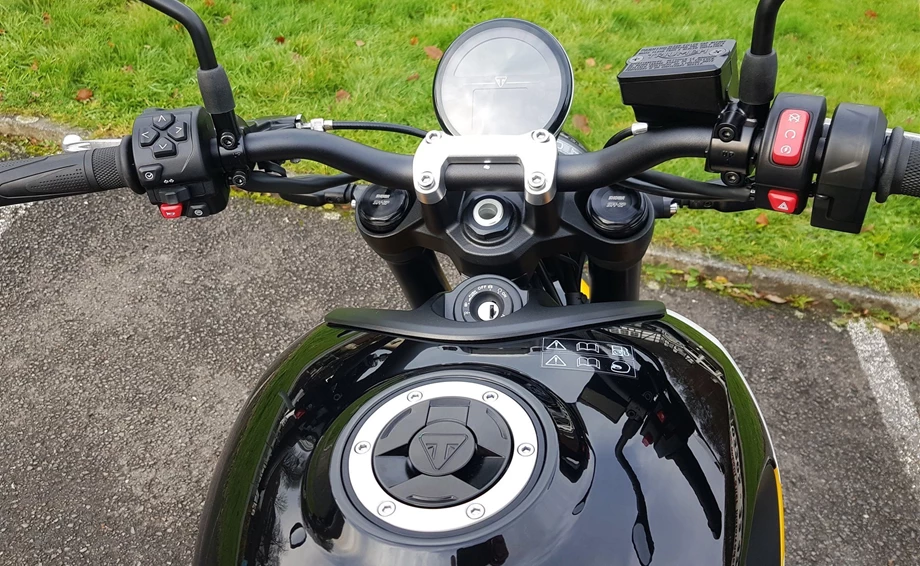 Angebot Triumph Trident 660 Bild 3: Angebot Triumph Trident 660