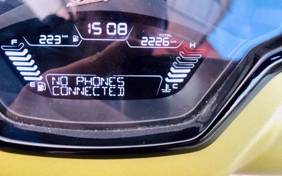 Gebrauchtmotorrad Vespa GTS 300 - Bild 10