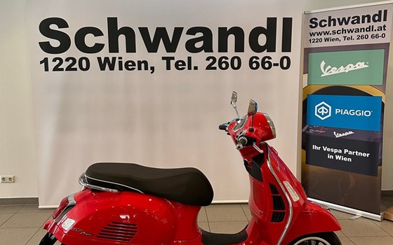 Neufahrzeug Vespa GTS 125 Super - Bild 1 Neufahrzeug Vespa GTS 125 Super - Bild 1