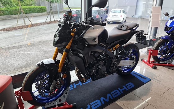 Gebrauchtmotorrad Yamaha MT-09 SP - Bild 1 Gebrauchtmotorrad Yamaha MT-09 SP - Bild 1