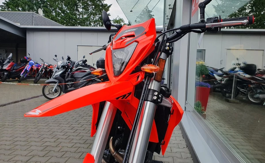 Angebot Beta RR 125 4T SM Bild 8: Angebot Beta RR 125 4T SM