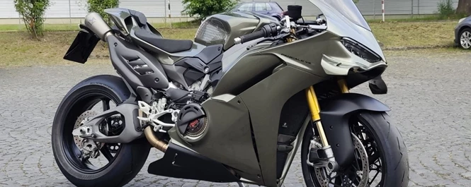 Ducati Panigale V4 S