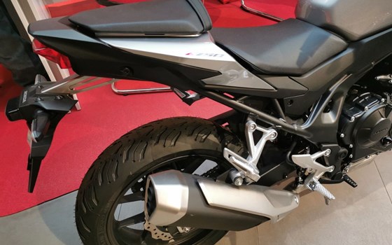 Neufahrzeug Honda CB750 Hornet - Bild 11